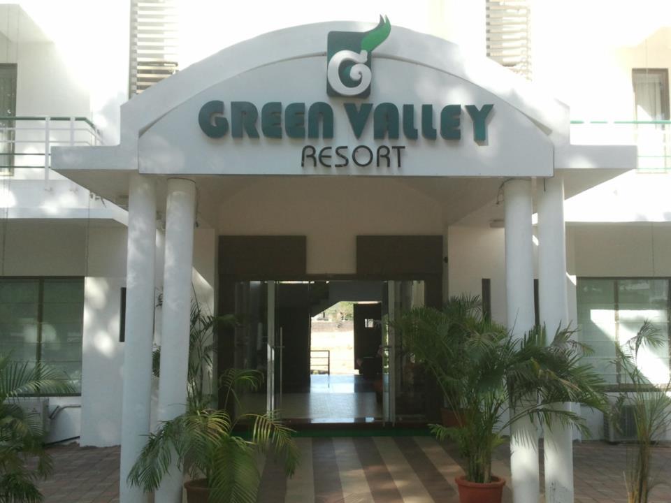 Green Valley Resort Khadoli Bagian luar foto
