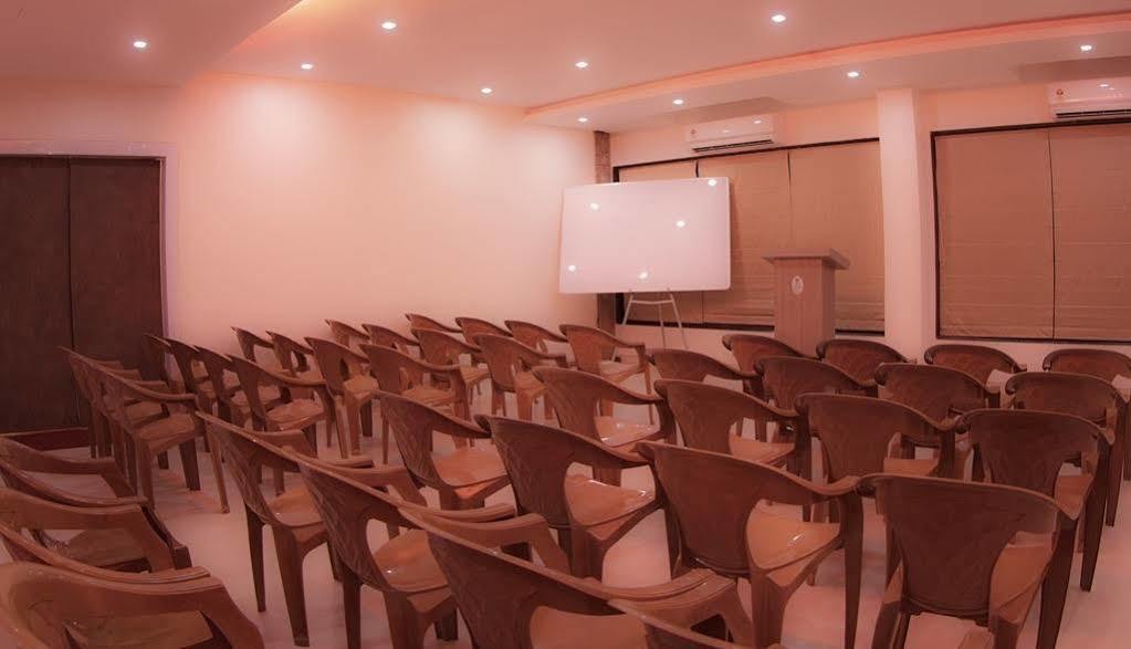 Green Valley Resort Khadoli Bagian luar foto
