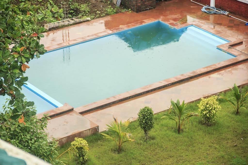 Green Valley Resort Khadoli Bagian luar foto