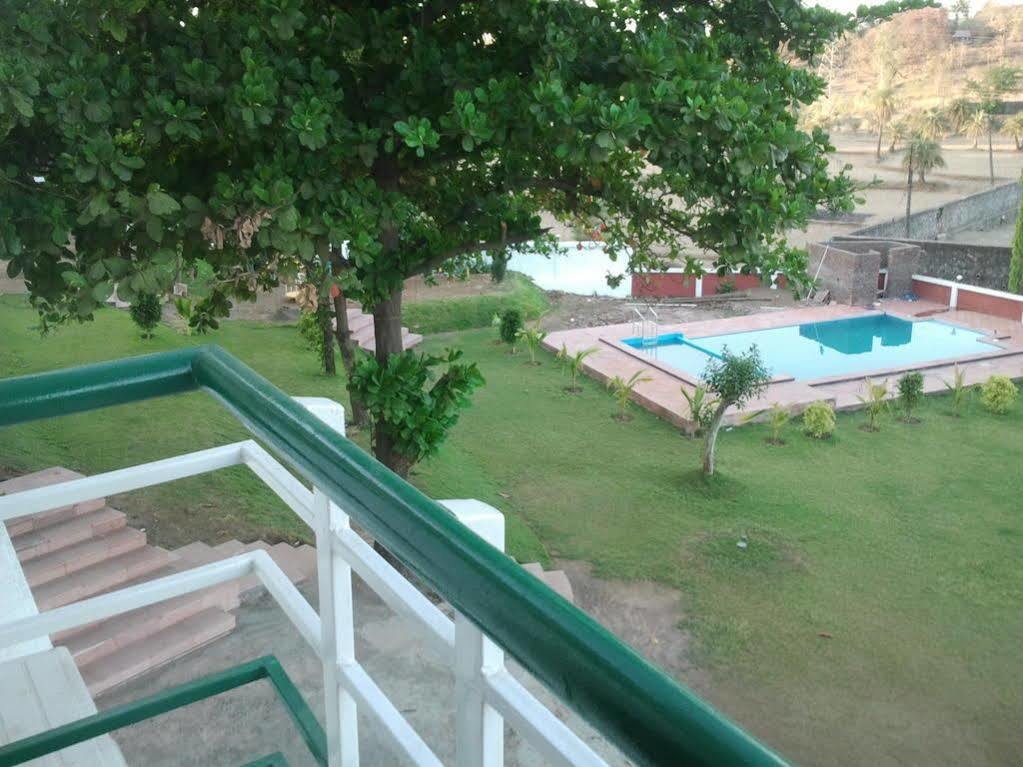 Green Valley Resort Khadoli Bagian luar foto